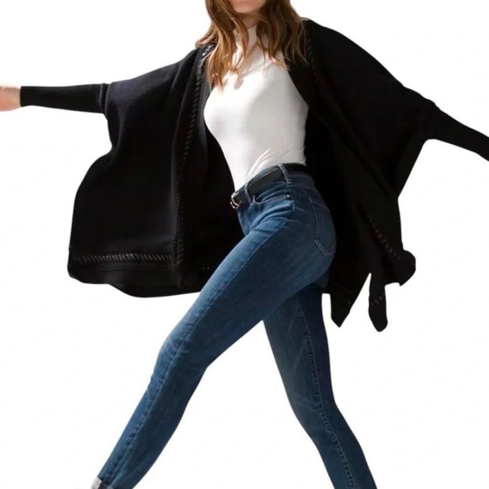White House Black Market Ruana Poncho Cardigan Women M/L Whipstitch Open Draped